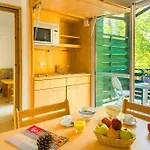 Prázdninový areál Azureva Club 3*