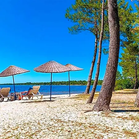 Prázdninový areál Azureva Club Lacanau